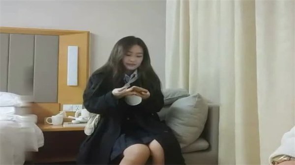 探花实录 利哥激战短发尤物 35cm巨根狂顶极品白虎穴 蜜桃臀浪叫全场高潮 加钟求饶实录